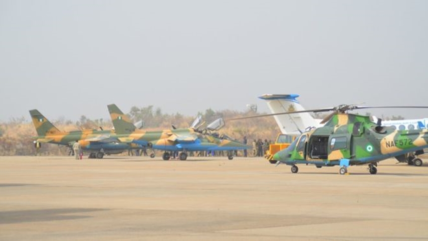 Nigerian Airforce Airlifts Troops