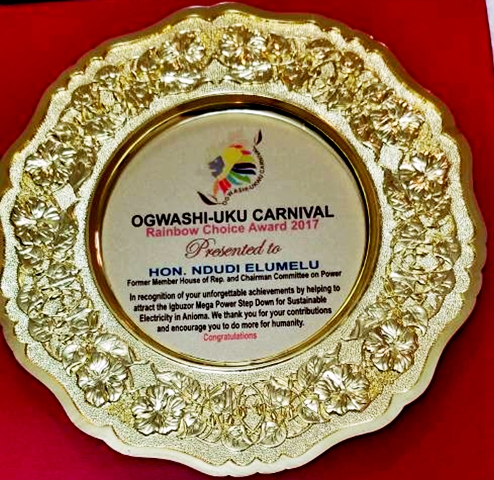 Organisers of Ogwashi-Uku Carnival and Rainbow Choice Award, Honours Rt. Hon. Ndudi Elumelu