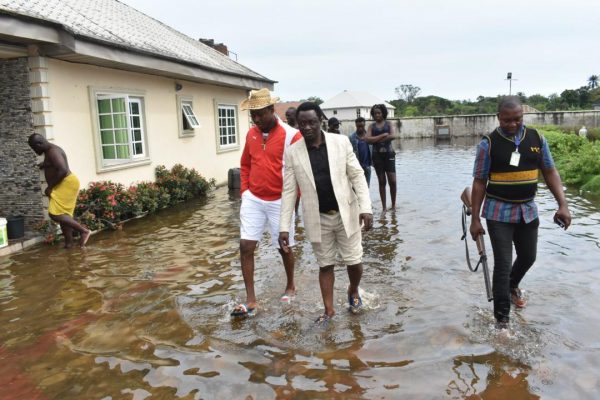 Friday Osanebi Inspects Flood Damages in Beneku (1)