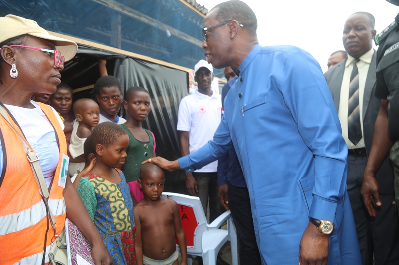 Governor Okowa Visits Flood IDPs at a Holding Camp in Patani Local Government Area