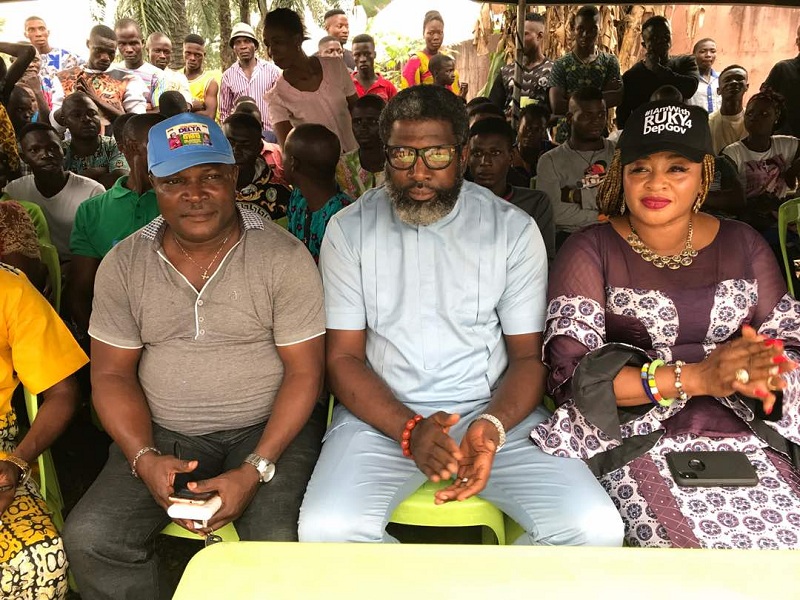 Delta State AGAP Governorship Candidate, Chief Brando Omu (Center) his running mate, Dr (Mrs) Rukevwe Ugwumba and the State Chairman of the Party, Chief Alex Oyoro at Uwheru, home town of Dr Ugwunba ahead of the flag off of the state wide campaign of the party.