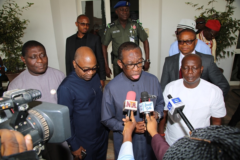 Delta State Governor, Senator Ifeanyi Okowa (2nd right); Secretary to State Government, Hon. Ovie Agas (2nd left); Commissioner for Works, Chief James Augoye (left) and Commissioner for Environment, Hon. John Nani, during the Preliminary of the Committee to Study and Advise Government on Measures Required to Tackle and Control Flooding in Effurun/Warri and its Environs in Delta State.