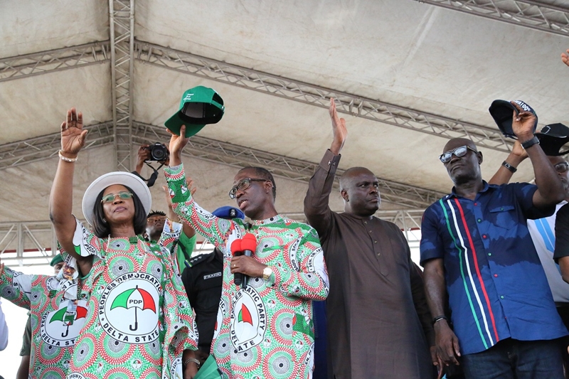 Delta State Governor, Senator Ifeanyi Okowa (2nd left); his wife, Dame Edith (left); former Governor, of Delta State, Chief James Ibori (2nd right) and State PDP Chairman, Barr. Kingsley Esiso, during Delta State PDP Governorship Campaign Ika North Local Government Area, Owa-Oyibu Township Stadium.