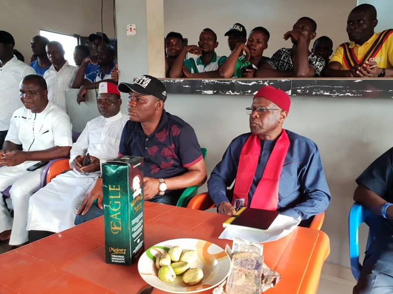 From right: The Political leader of PDP Ward 2, Ndokwa East LGA of Delta State, Pharmasist Paul Enebeli; Commissioner for Lands and Survey, Hon Chika Ossai and other Peoples Democratic Party leaders in the Ward during the campaign/ sensitization by the PDP in the Ward ahead the February and March 2019 general elections.