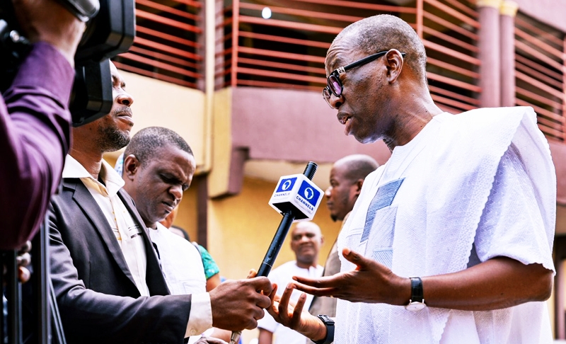 Delta State Governor, Senator Ifeanyi Okowa (right) taking Interview during the 2019 Father’s Day Thanksgiving Service Celebration, at St’ Peter’s Anglican Church Boji-Boji Owa, Delta State.