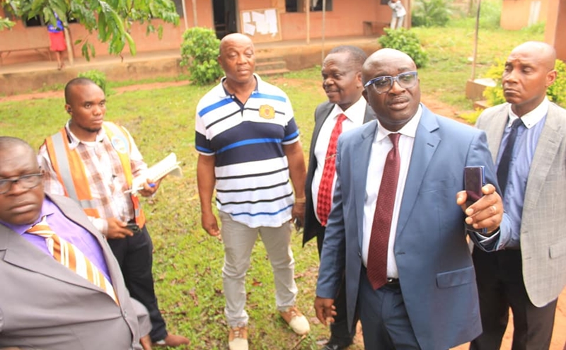 (2nd right) Chief Patrick Ukah, Delta State Commissioner for Basic and Secondary Education on a School Tour