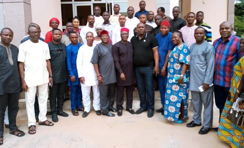 Hon Ferguson Onwo (middle) Receives Isoko South 2 Constituents from Igbide Community