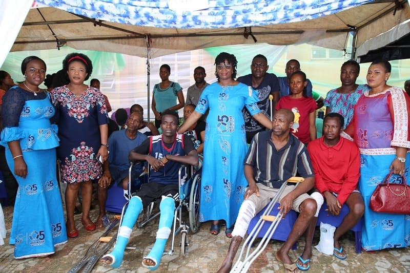 Wife of the State Deputy Governor, Engr Dr Ebierin Otuaro (middle) flanked by Beneficiaries of O5 Initiative, International Day of Charity 2019 at FMC, Asaba