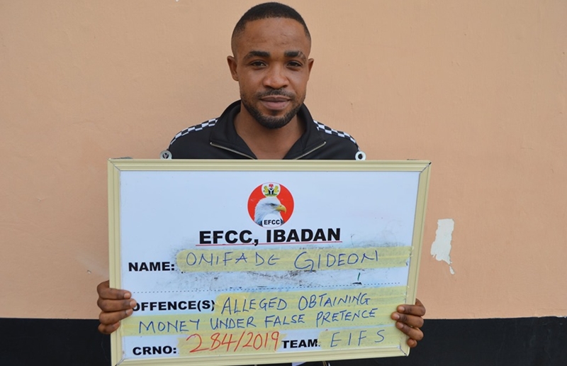 Onifade Gideon, Internet Fraudster Arrested by EFCC
