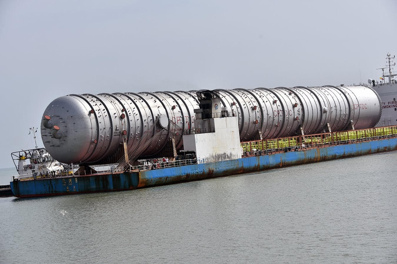 Dangote Refinery Crude Distillation Column Equipment Manufactured by Sinopec Company in China