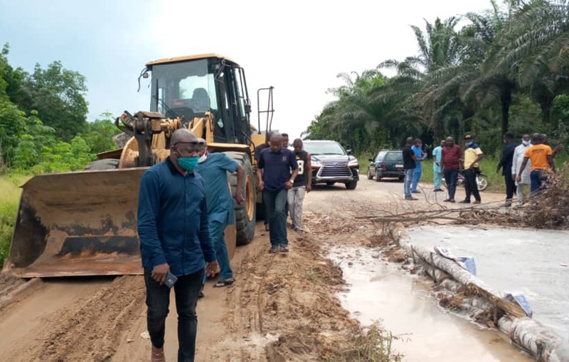 Onwo Saves Igbide-Olomoro Road