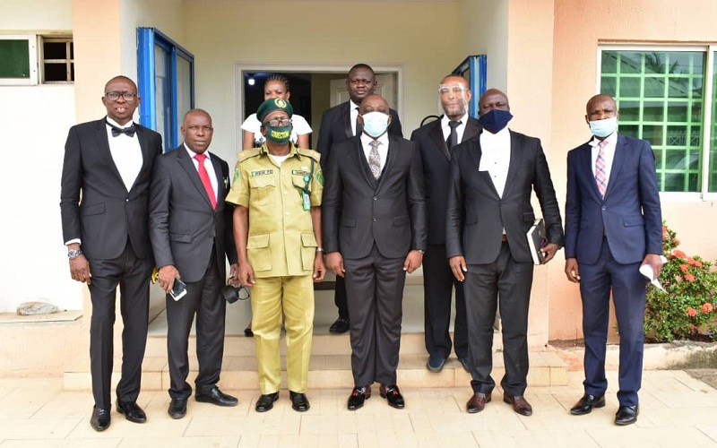 Delta Attorney General and Commissioner for Justice, Peter Mrakpor with the Controller of Corrections, Delta State Command, Nigerian Correctional Service, Ovie Esezobor (middle) and other in a group photograph (PIX: A-G’s Office)