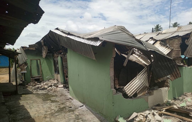 One of the Buildings destroyed in Evwreni Community by suspected Ex-vigilantes