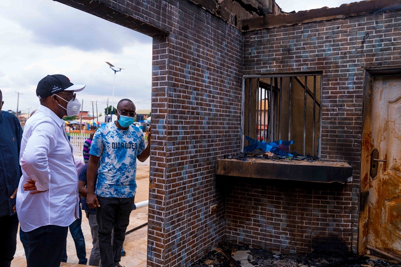 EndSARS: Okowa Inspects Destroyed Properties (3)
