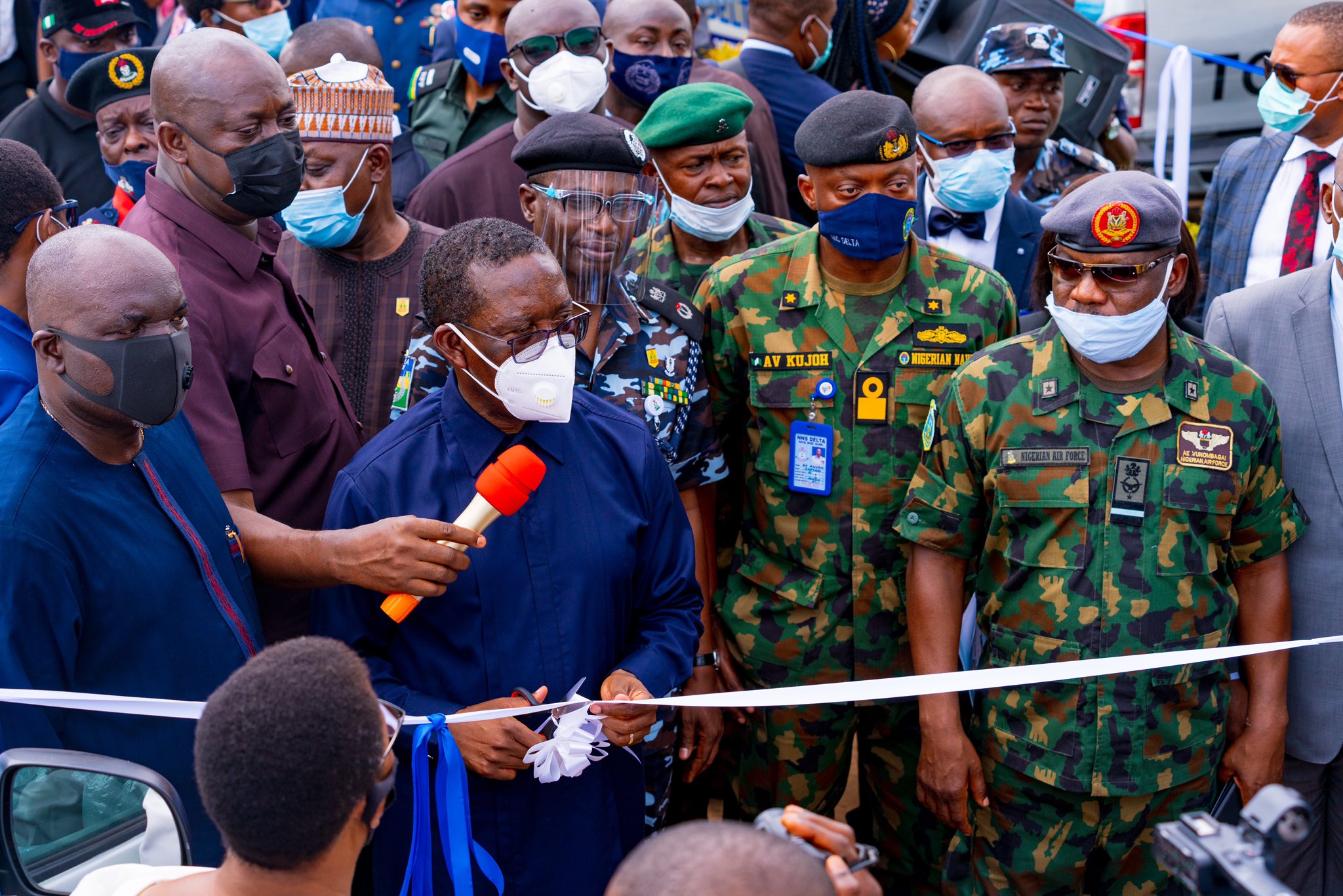 Delta Governor, Senator Dr. Ifeanyi Okowa (Cutting Tape), Director General Security Matters/Coordinator, Operation Delta Hawk, Hon. David Tonwe (left) and Service Commanders, during the Official Flag-Off of Operation Delta Hawk, in Asaba, on Thursday, December 10, 2020