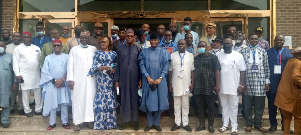 Deputy Senate President, Senator Ovie Omo-Agege flanked by South-South APC Officials after a meeting in Asaba on Saturday, March 27, 2021