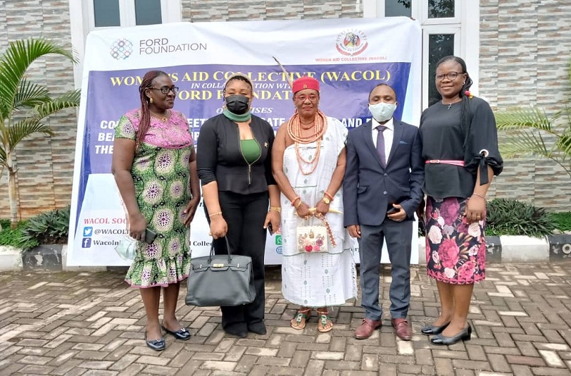Omu Anioma, Obi Martha Dunkwu flanked by officials of Women Aid Collective in Asaba