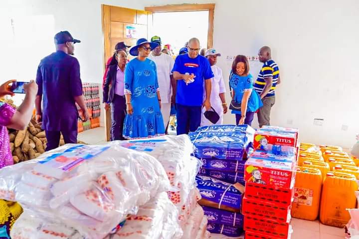 Ukodhiko Relief Materials to Flood Victims