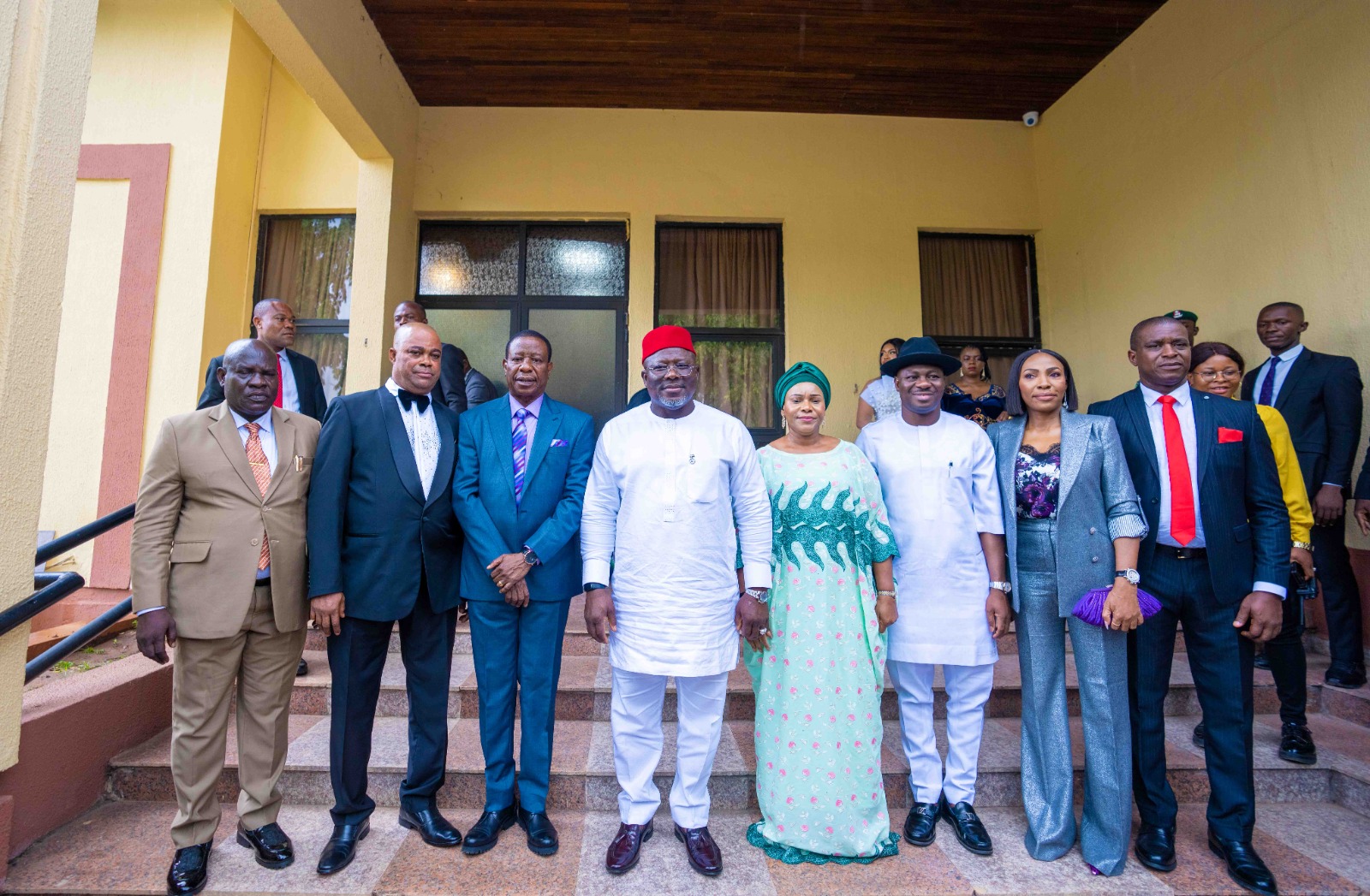 Delta Governor, Rt. Hon. Sheriff Oborevwori (4th left), his wife, Deaconess Tobore Oborevwori (4th right), Speaker, DTHA, Rt. Hon. Emomotimi Guwor (3rd right), and the Chairman, Delta State Board of Internal Revenue, Hon. Solomon Ighrakpata (3rd left), Barr. Frank Nwugo (2nd left), Mr. Collins Iwebunor (left), Hon. Mrs Orezi Esievo (2nd right) and Mr. Kelly Oghenekevwe (right) shortly after their inauguration in Government House, Asaba on Friday, July 21, 2023. (Pix Jibunor Samuel.)