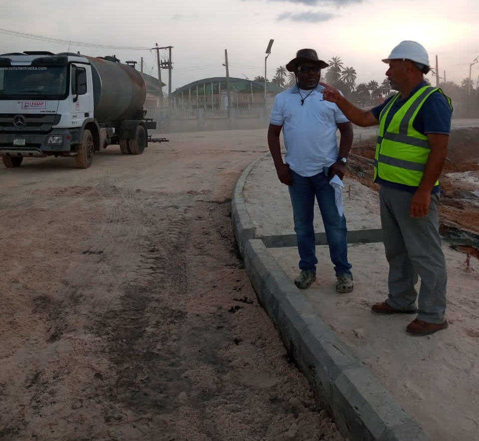 Comrade Izeze Inspects Oleh-Ughelli Axis of the Asaba-Ughelli Dualization road project handled by Levant Construction