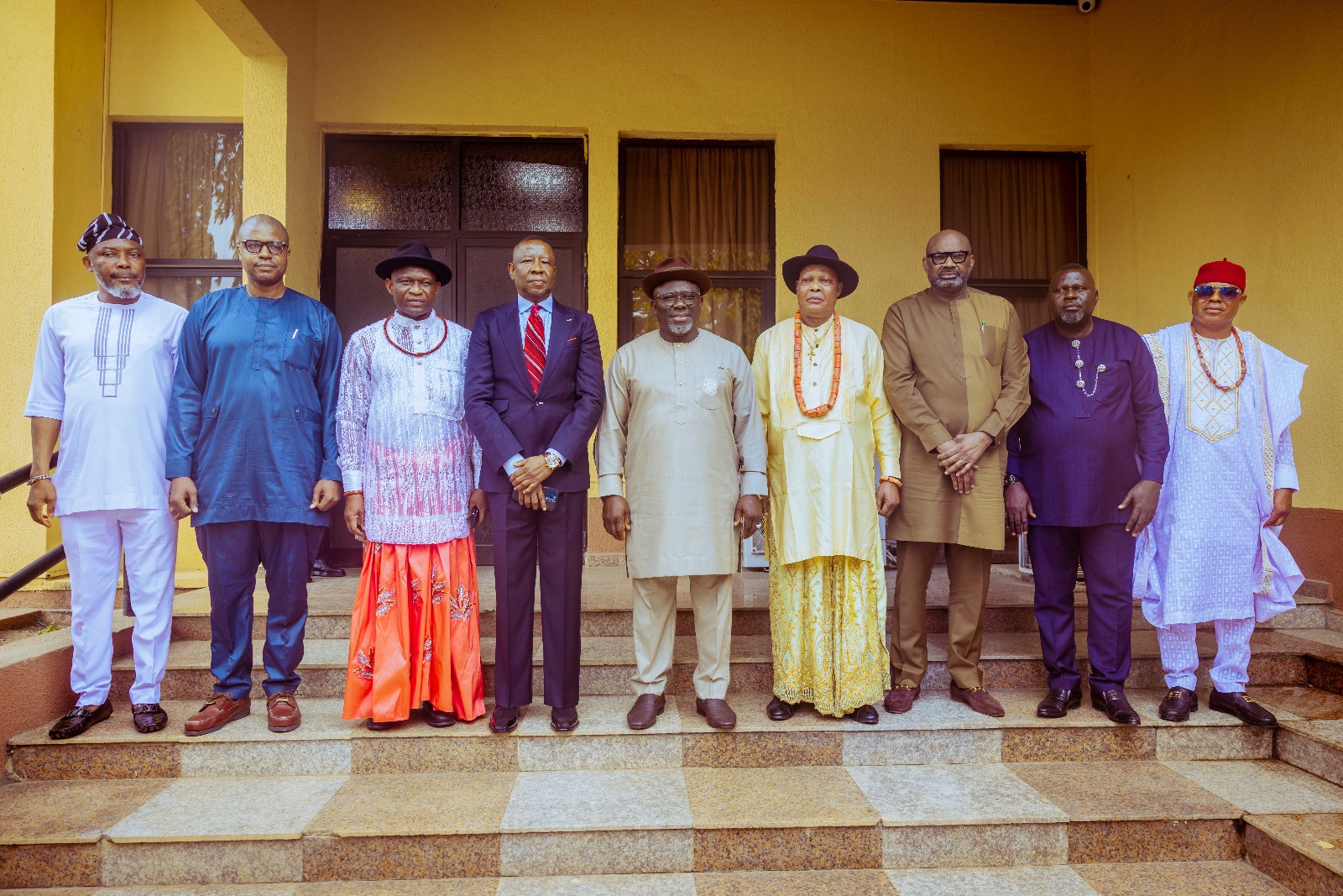Delta Governor, Rt Hon. Sheriff Oborevwori (middle), Deputy Speaker, State House Assembly, Rt. Hon Arthur Akpowowo (left), and the Secretary to Government (SSG), Dr. Kingsley Emu (3rd right), during the swearing-in of the six newly appointed Special Advisers in Government House, Asaba on Tuesday, February 20, 2024.