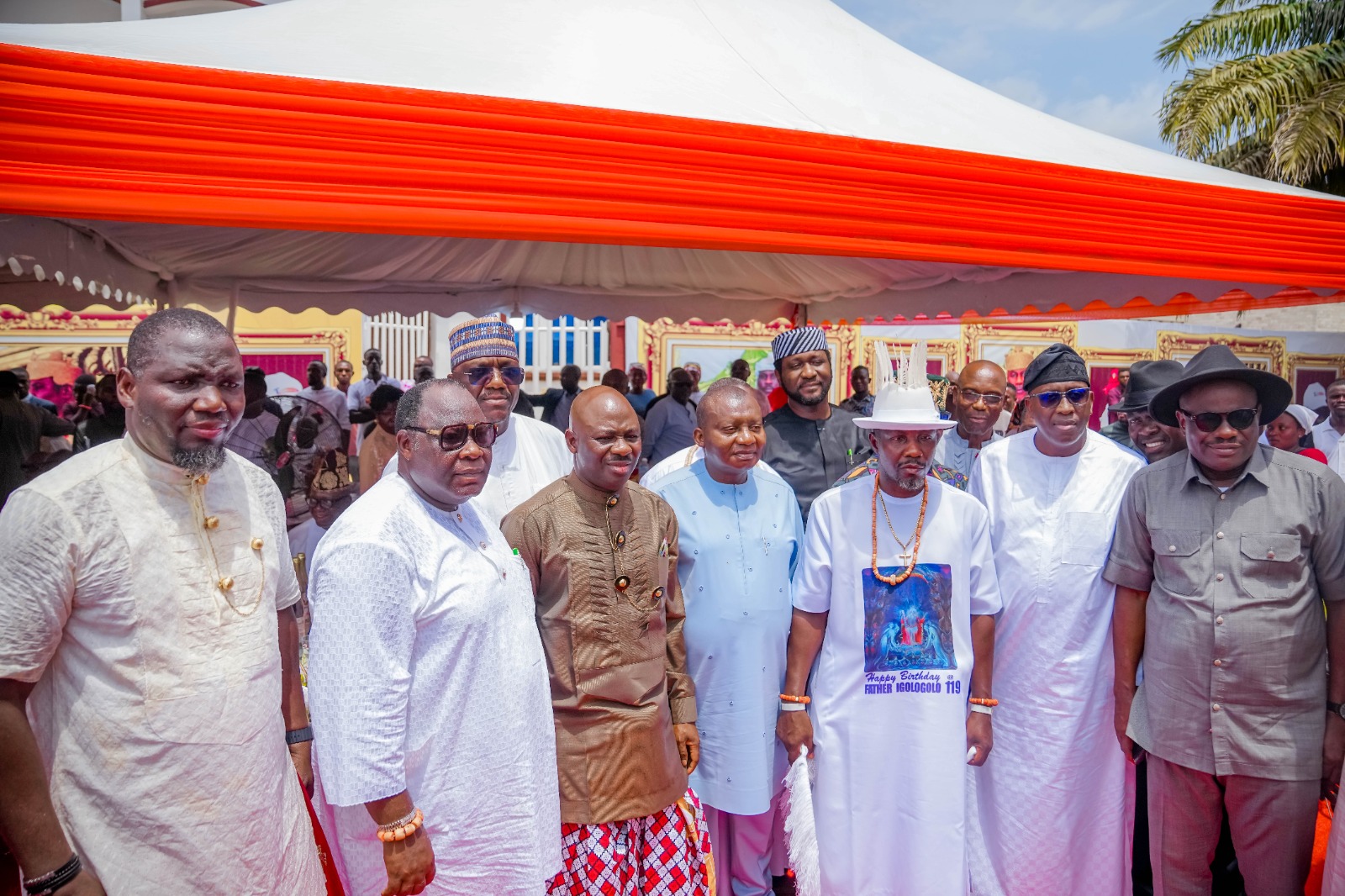 Guwor and Dignitaries at Amaseikumor Festival