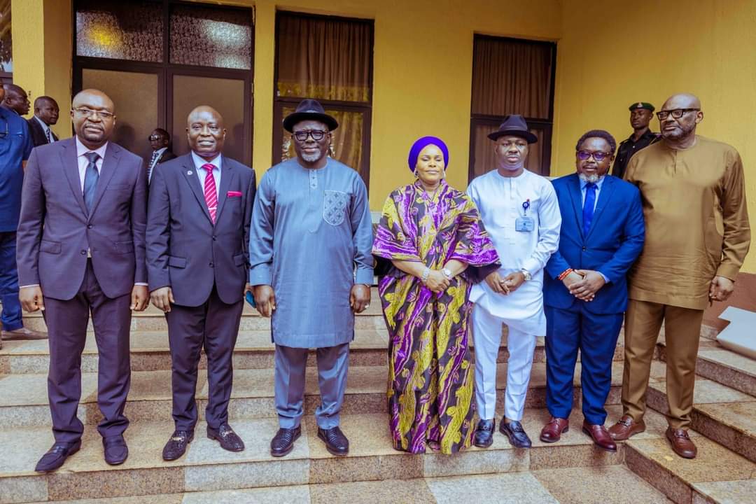 Swearing-in Sir Edwin Ogidi-Gbegbaje as Delta State Pensions Chairman