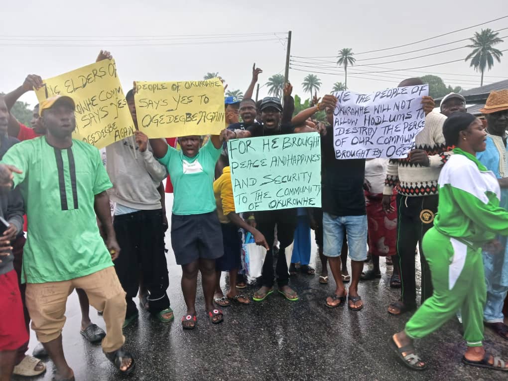 Okurowhe Community Drums Support for Chief Augustine Usinefe Ogedegbe