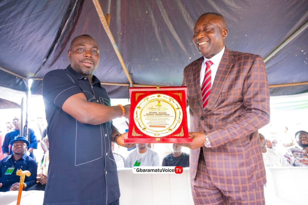 Managing Director of Tantita Security, Chief Keston Pondi and Higher Education Commissioner