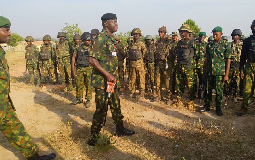 The Chief of Army Staff, Waidi Shaibu, addressing the troops. Photo Zagazola Makama
