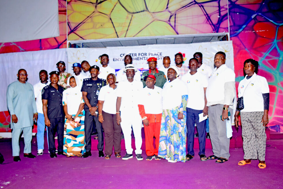 Mmebers of a high-level multi-stakeholder roundtable dialogue among the Ijaw, Itsekiri and Urhobo ethnic nationalities in Warri, Delta State