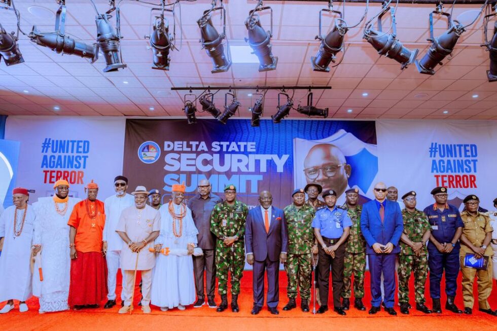Delta State Governor, Rt. Hon. Sheriff Oborevwori (9th left); flanked by the Commander, 63 Brigade, Nigeria Army, Brigadier General Moronfolu Shonibare (8th left); Chief of Civil-Military Relations, Nigeria Air Force, Air Vice Marshal Edward Gabkwet (7th right); Commissioner of Police, Delta State Command, CP Yemi Oyeniyi (6th right); alongside other heads of security agencies, traditional rulers and top government functionaries during the maiden Delta State Security Summit held at Government House, Asaba