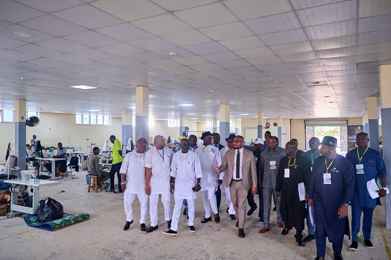 SMEDAN CEO Charles Odii engaging Delta ALGON Chairman Hon. Isaiah Esiovwa and Delta LG Chairmen at SMEDAN headquarters in Abuja.